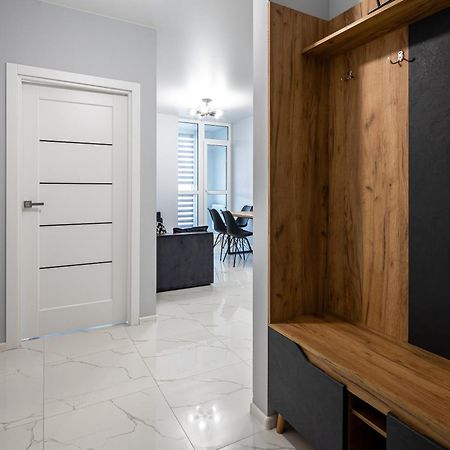 Avalon Time Apartment Львов Экстерьер фото
