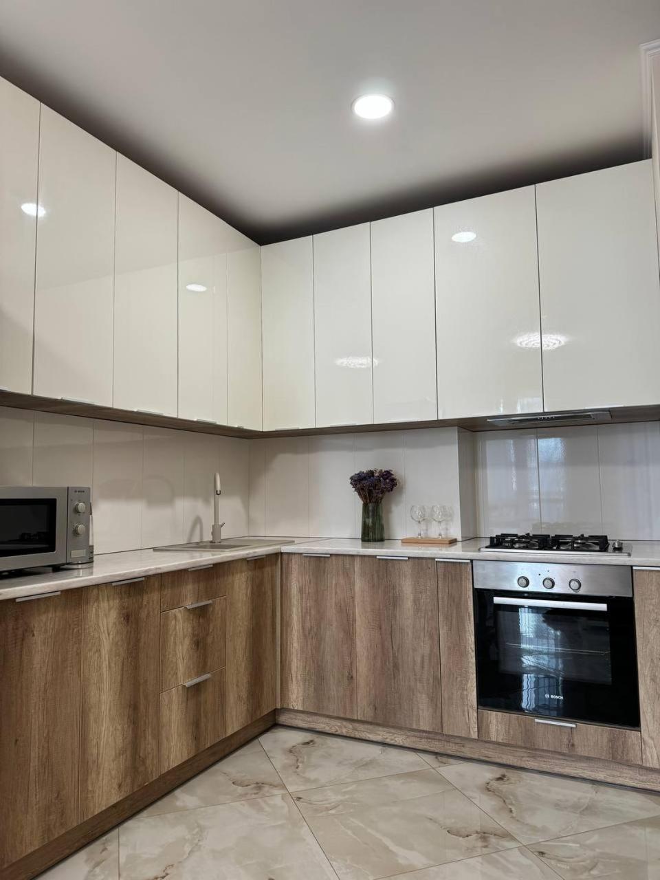 Avalon Time Apartment Львов Экстерьер фото