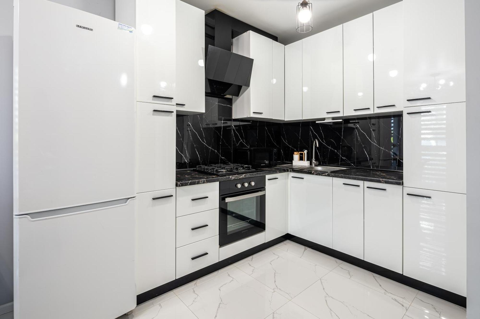 Avalon Time Apartment Львов Экстерьер фото